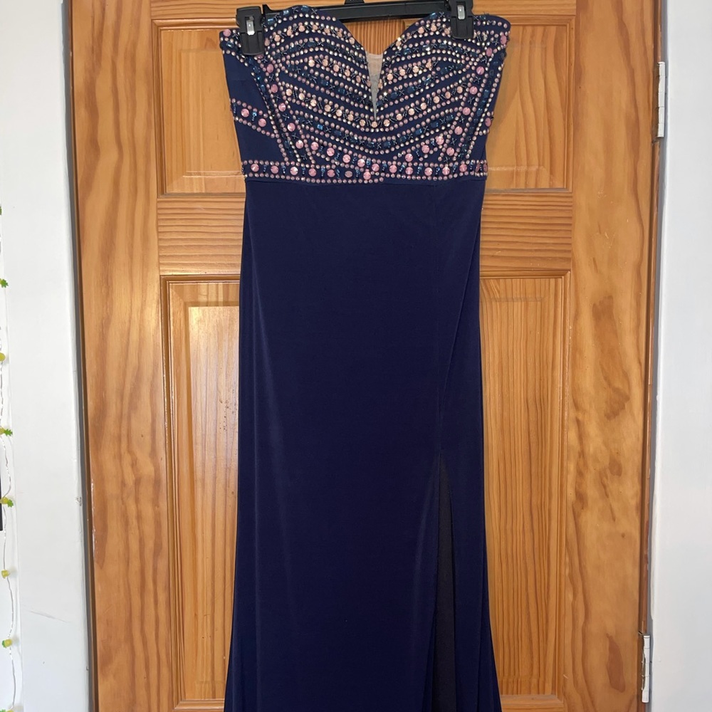 Blue dress with colorful beads
